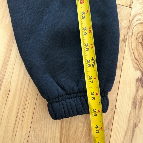 White Fox Offstage Sweatpants in Onyx – Size XXS - Picture 5 of 8